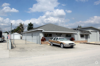 2624 Industrial Park Dr, Lakeland, FL for sale Primary Photo- Image 1 of 1