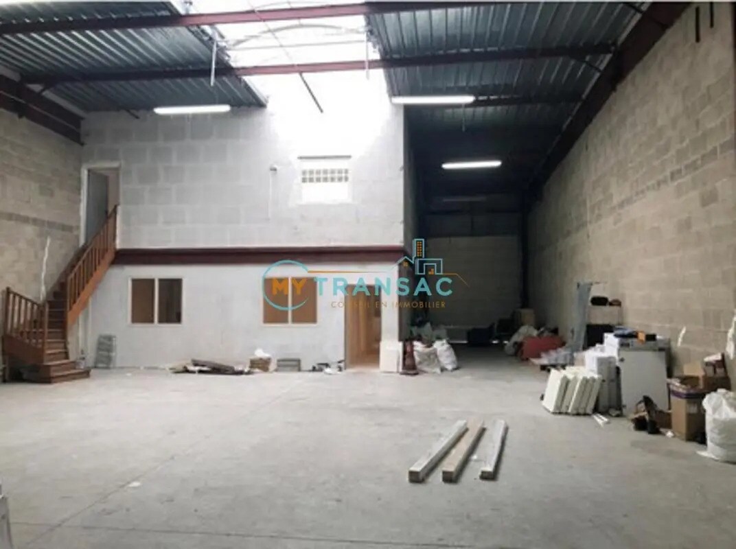 Industrial in Collégien to rent Building Photo- Image 1 of 7