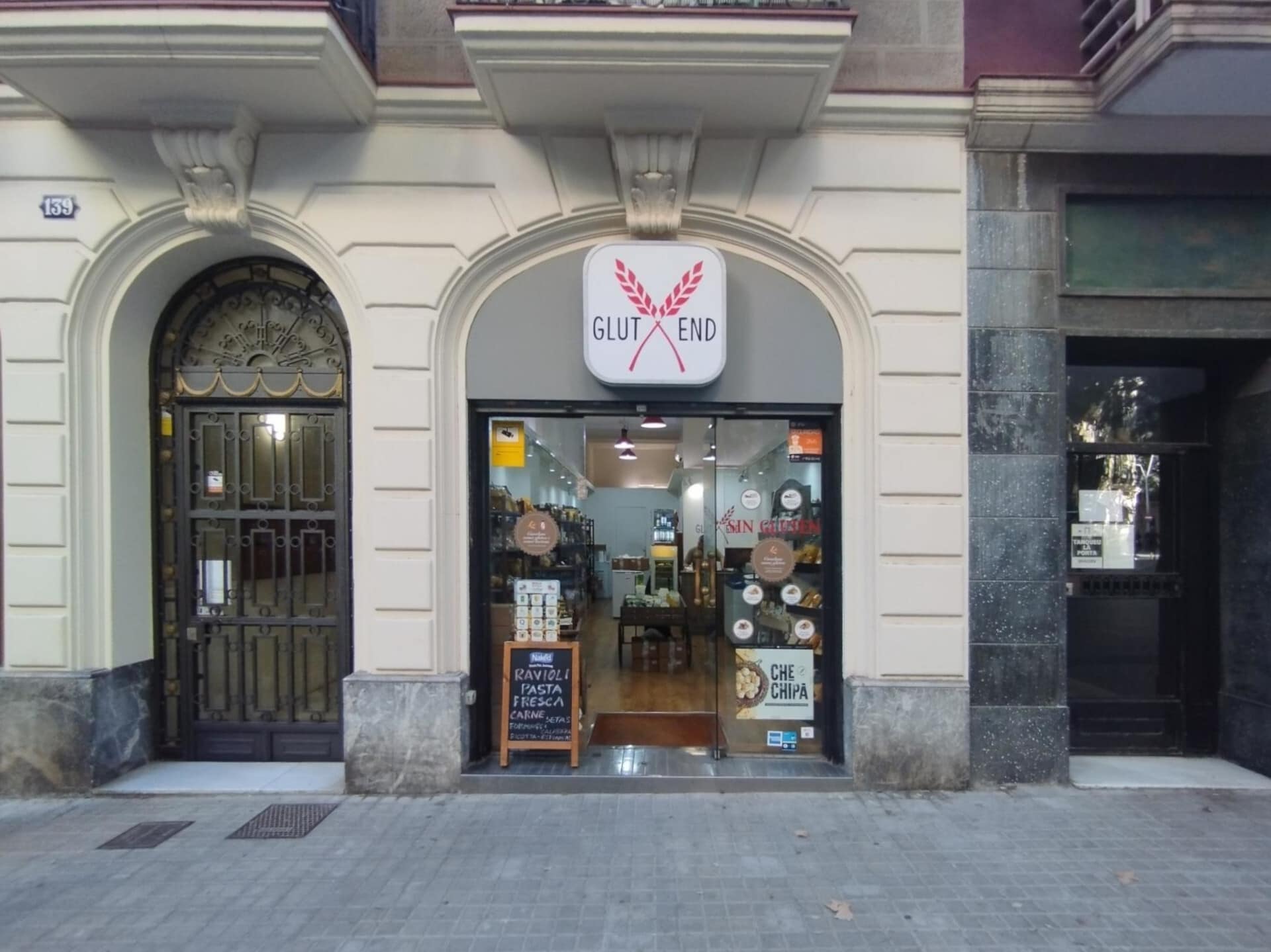 Carrer de Rocafort, 139, Barcelona, Barcelona to rent Construction Photo- Image 1 of 9