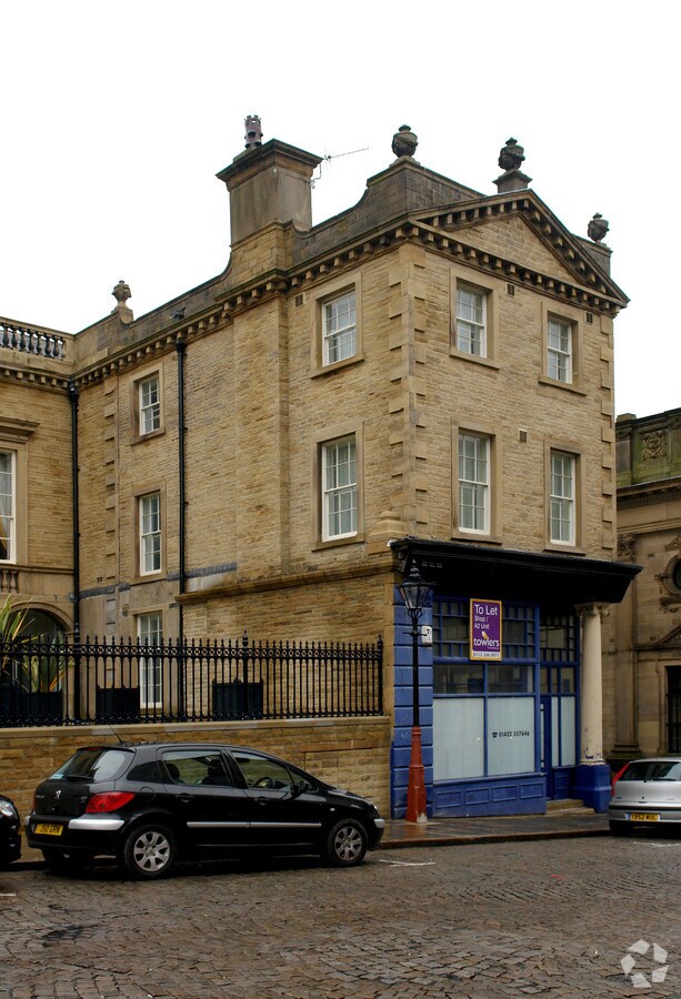 4 Rawson St, Halifax, HX1 1NH UK