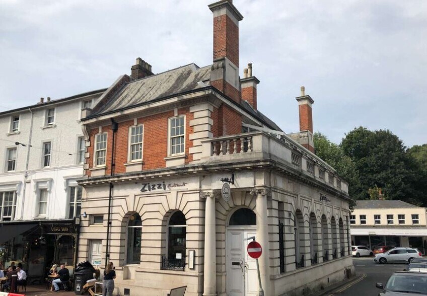 86-88 High Street St, Tunbridge Wells for sale - Primary Photo - Image 1 of 1