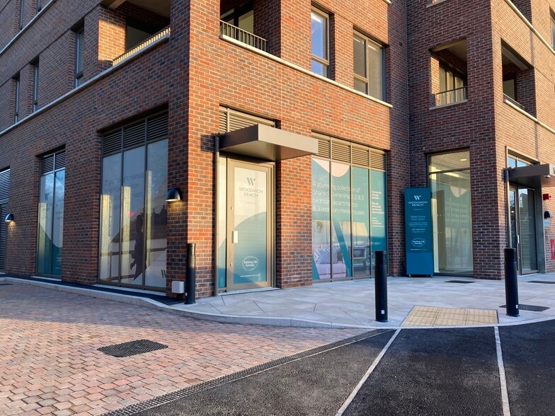 Pier Rd, London for sale - Building Photo - Image 1 of 1