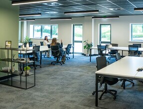 Water Ln, Wilmslow to rent Interior Photo- Image 2 of 6