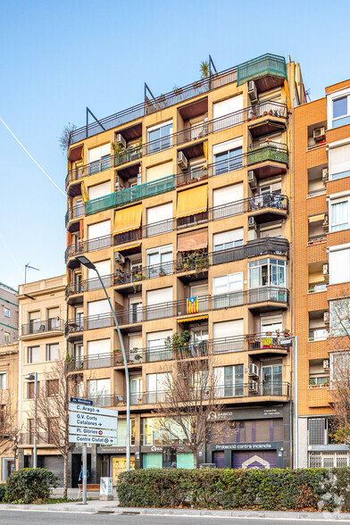 Avinguda Meridiana, 133, Barcelona, Barcelona for sale - Building Photo - Image 2 of 2