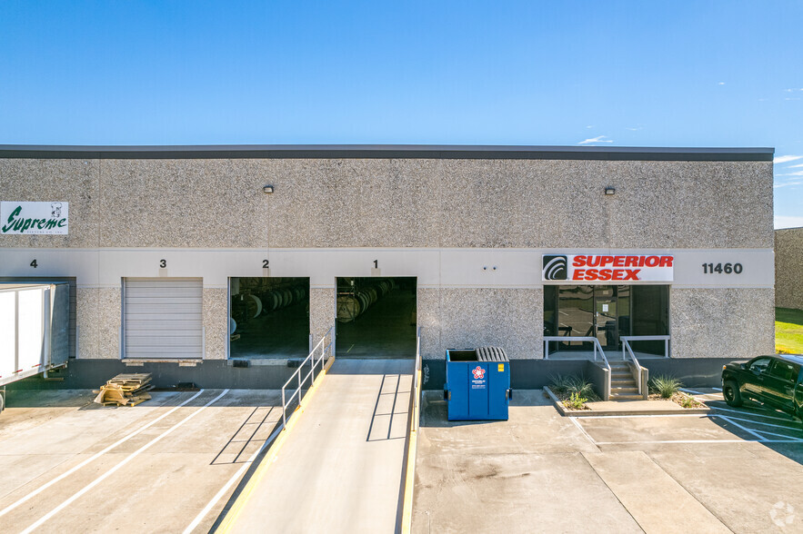 11460-11480 Hillguard Rd, Dallas, TX for rent - Building Photo - Image 3 of 7