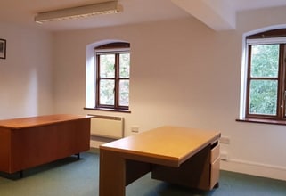 Felcourt Rd, East Grinstead to rent Interior Photo- Image 2 of 3