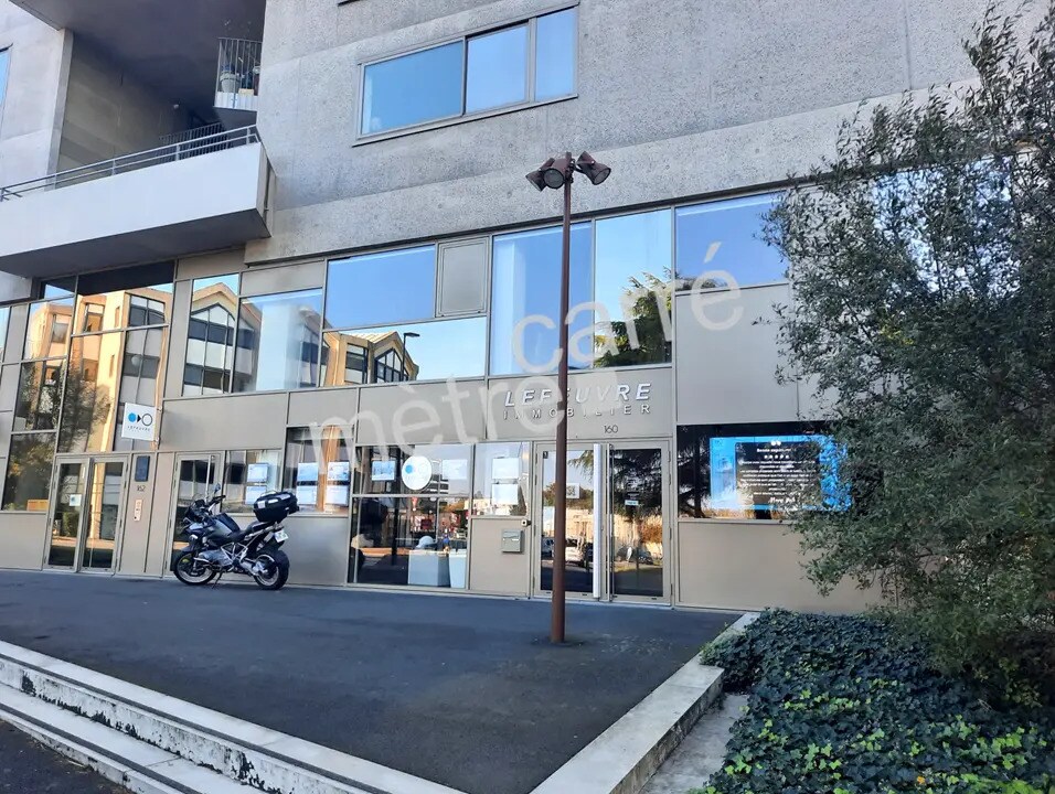 Office in Nantes to rent Primary Photo- Image 1 of 5