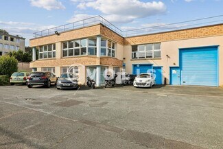 More details for 122 Rue Marcel Hartmann, Ivry-sur-Seine - Light Industrial to Rent