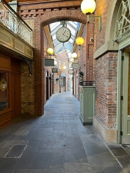 Market Pl, Newark for sale - Interior Photo - Image 1 of 1