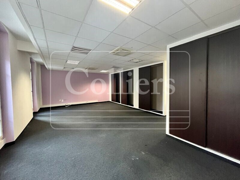 Office in Marseille to rent Interior Photo- Image 1 of 9
