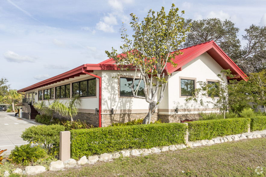 441 Tamiami Trl S, Nokomis, FL for sale - Primary Photo - Image 1 of 1