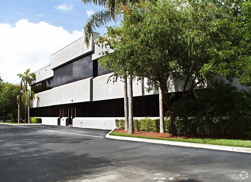 1300 Corporate Center Way, Wellington, FL for rent - Building Photo - Image 2 of 5