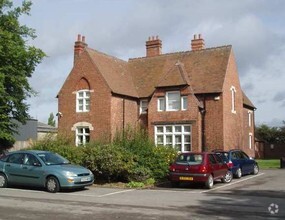 Vicarage Ln, North Muskham for rent Primary Photo- Image 1 of 2