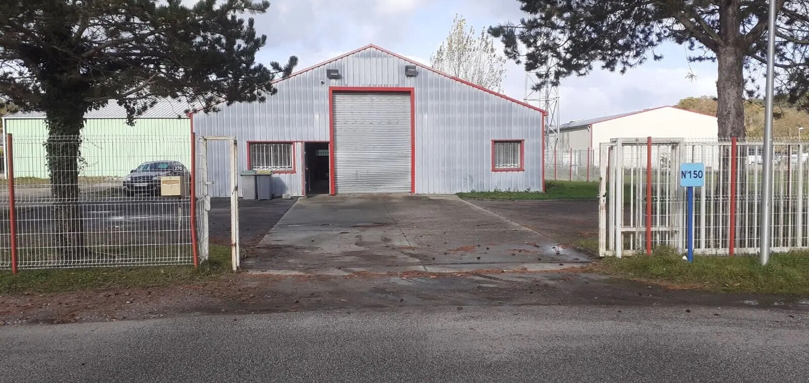 Light Industrial in Saint-Martin-de-la-Lieue for sale Building Photo- Image 1 of 7