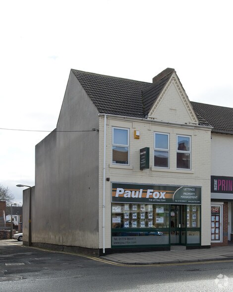 36 Oswald Rd, Scunthorpe for sale - Primary Photo - Image 1 of 1