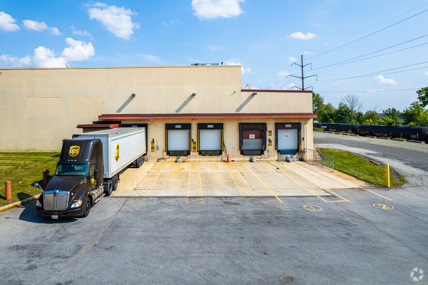 668 Gravel Pike, East Greenville, PA for rent - Building Photo - Image 3 of 6