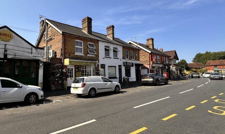30 High St, Lingfield for sale - Building Photo - Image 3 of 4