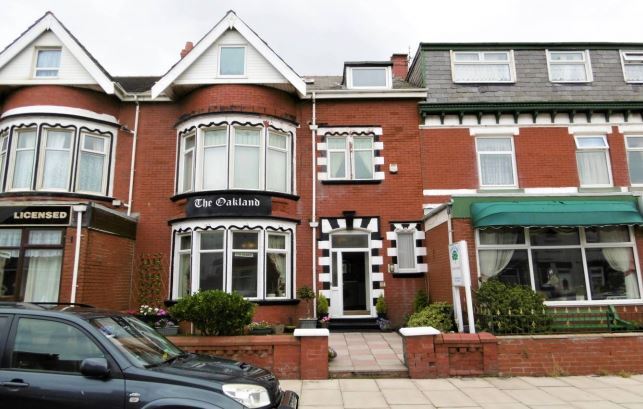 61 Holmfield Rd, Blackpool for sale Primary Photo- Image 1 of 1