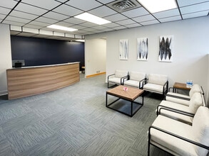 1920 Monroe St, Madison, WI to rent Interior Photo- Image 2 of 13