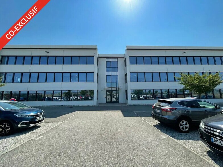 Office in Valence to rent - Building Photo - Image 2 of 6