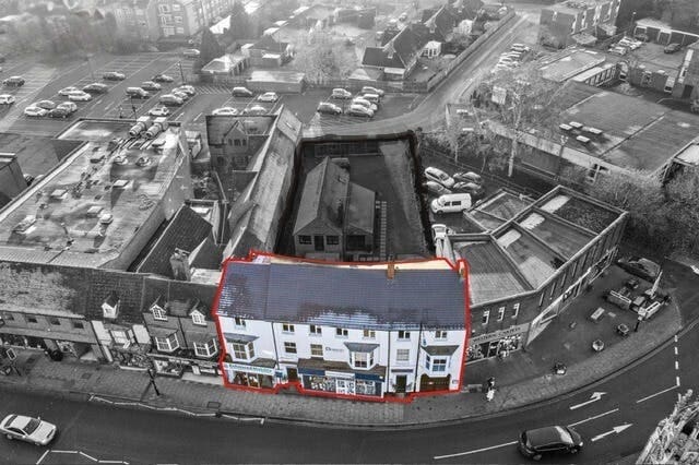 More details for 2-10 The Square, Kenilworth - Office for Sale