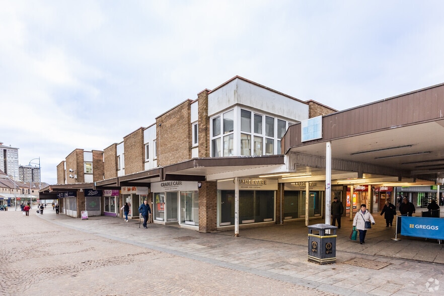 84-106 Main St, Coatbridge to rent - Primary Photo - Image 1 of 2
