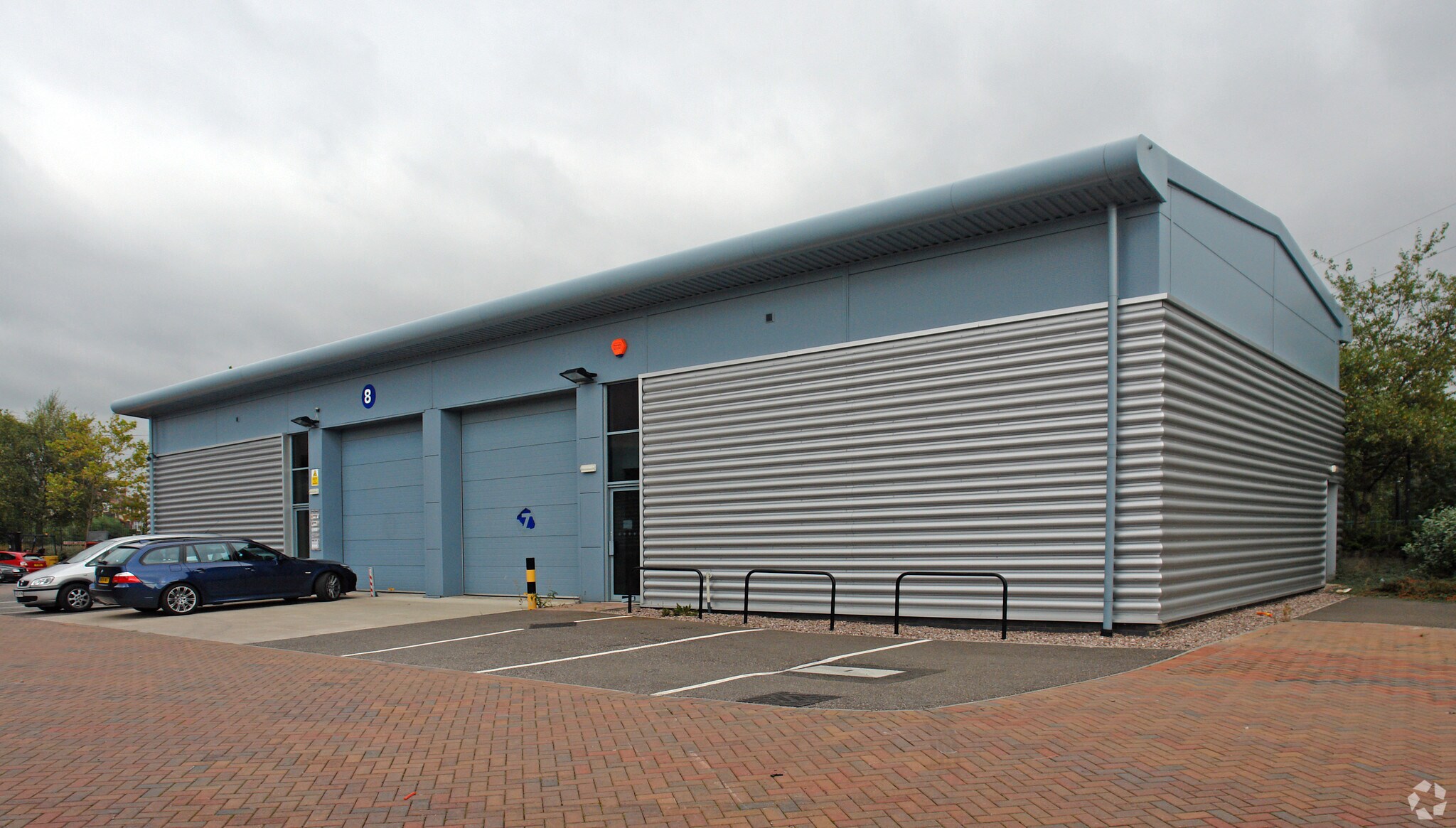 Bentley Mill Way, Walsall for sale Primary Photo- Image 1 of 1