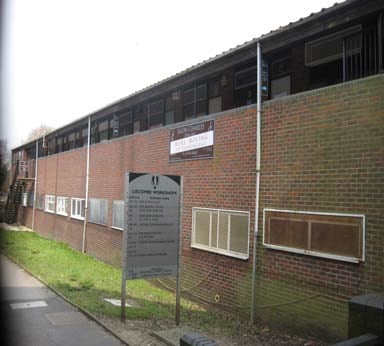 108-109 Liscombe, Bracknell to rent - Building Photo - Image 3 of 4