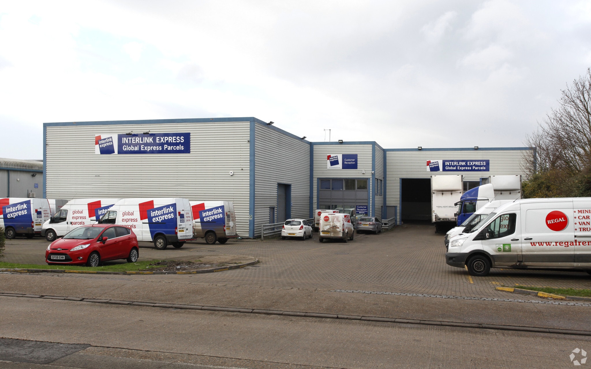 Castle Rd, Sittingbourne to rent Primary Photo- Image 1 of 10