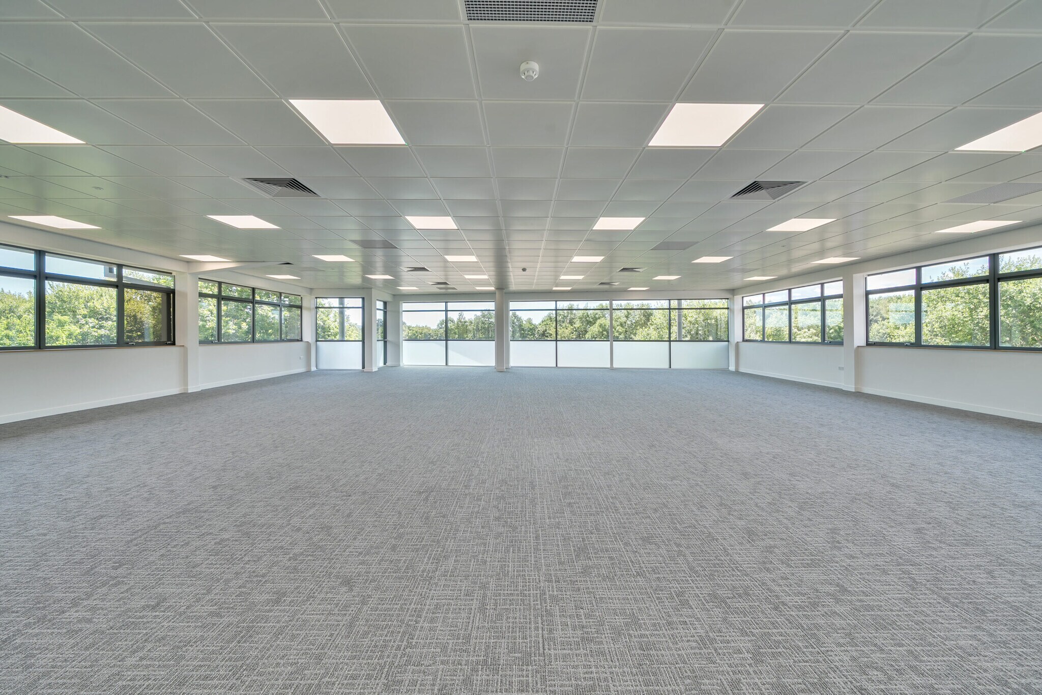 1 Exeter International Office Park, Clyst Honiton to rent Interior Photo- Image 1 of 3