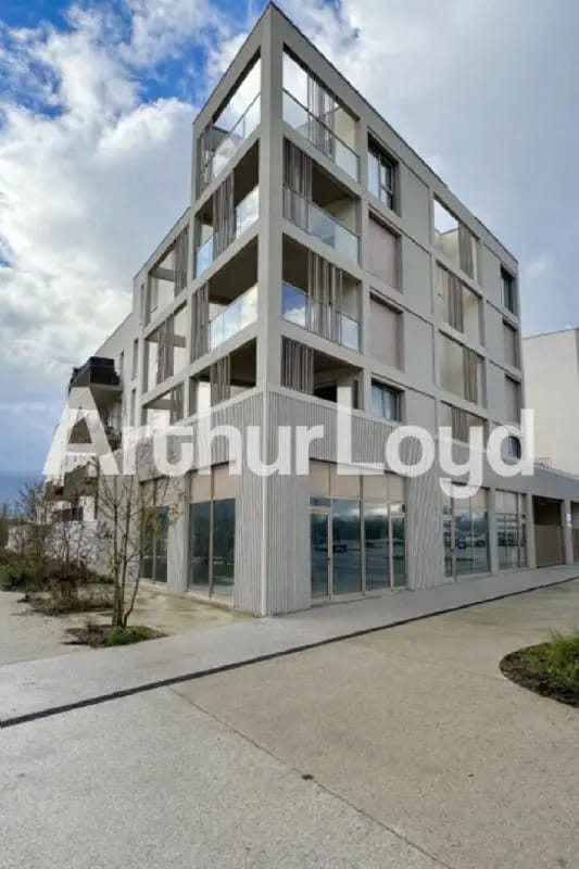 Location Commerce 274 m²