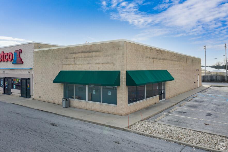 5029 Monroe St, Toledo, OH for sale - Primary Photo - Image 1 of 1