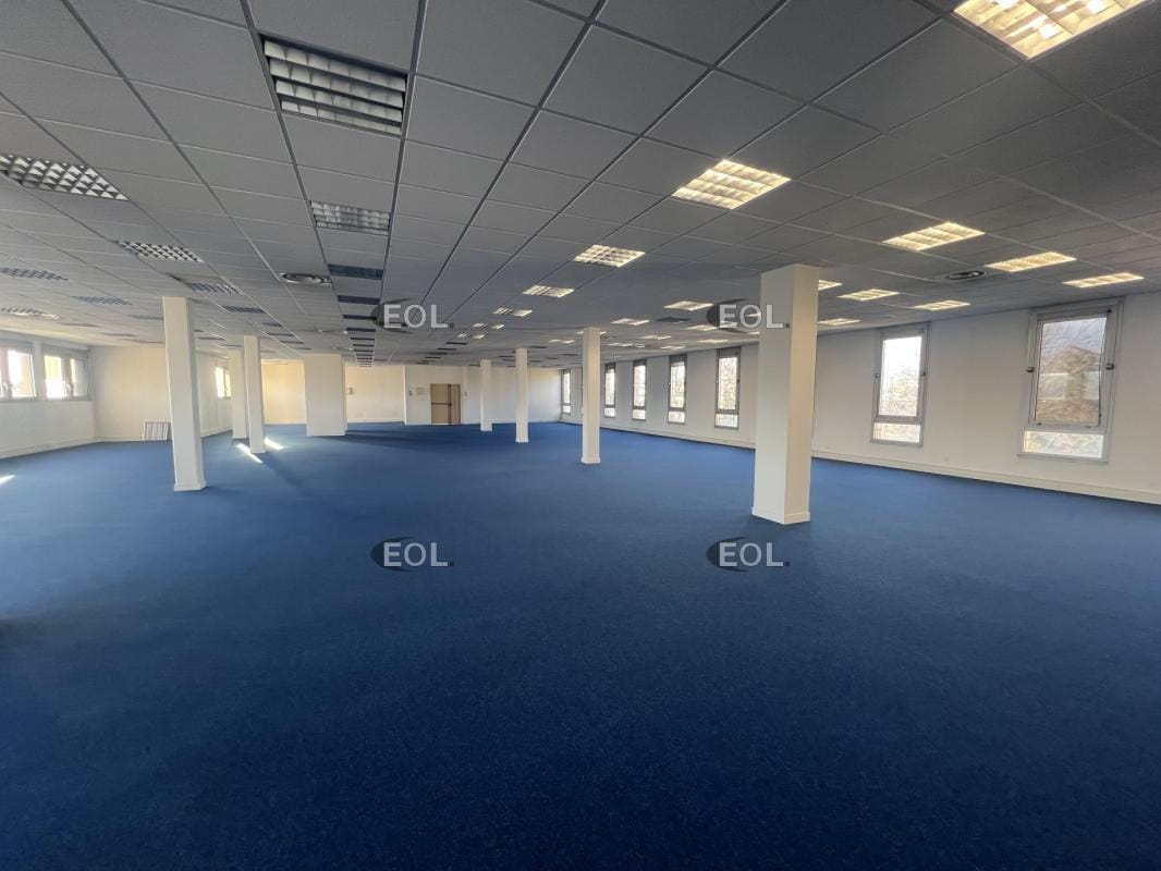 Office in Aulnay-sous-Bois to rent Interior Photo- Image 1 of 11