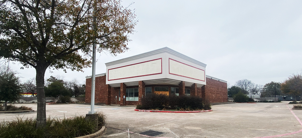 3342 Spencer Hwy, Pasadena, TX for rent - Building Photo - Image 1 of 2