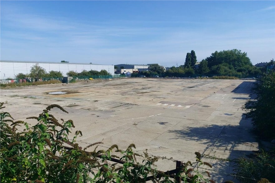 18-20 Purland Rd, London for sale - Building Photo - Image 1 of 1