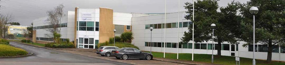 Brocastle Ave, Bridgend for sale - Primary Photo - Image 1 of 1