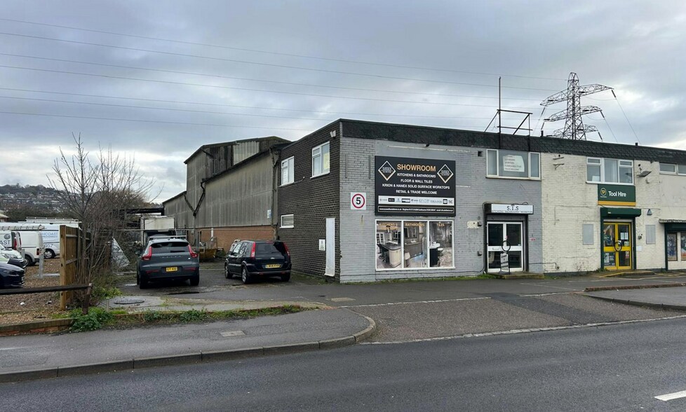 8 New Rd, Newhaven to rent - Building Photo - Image 1 of 2