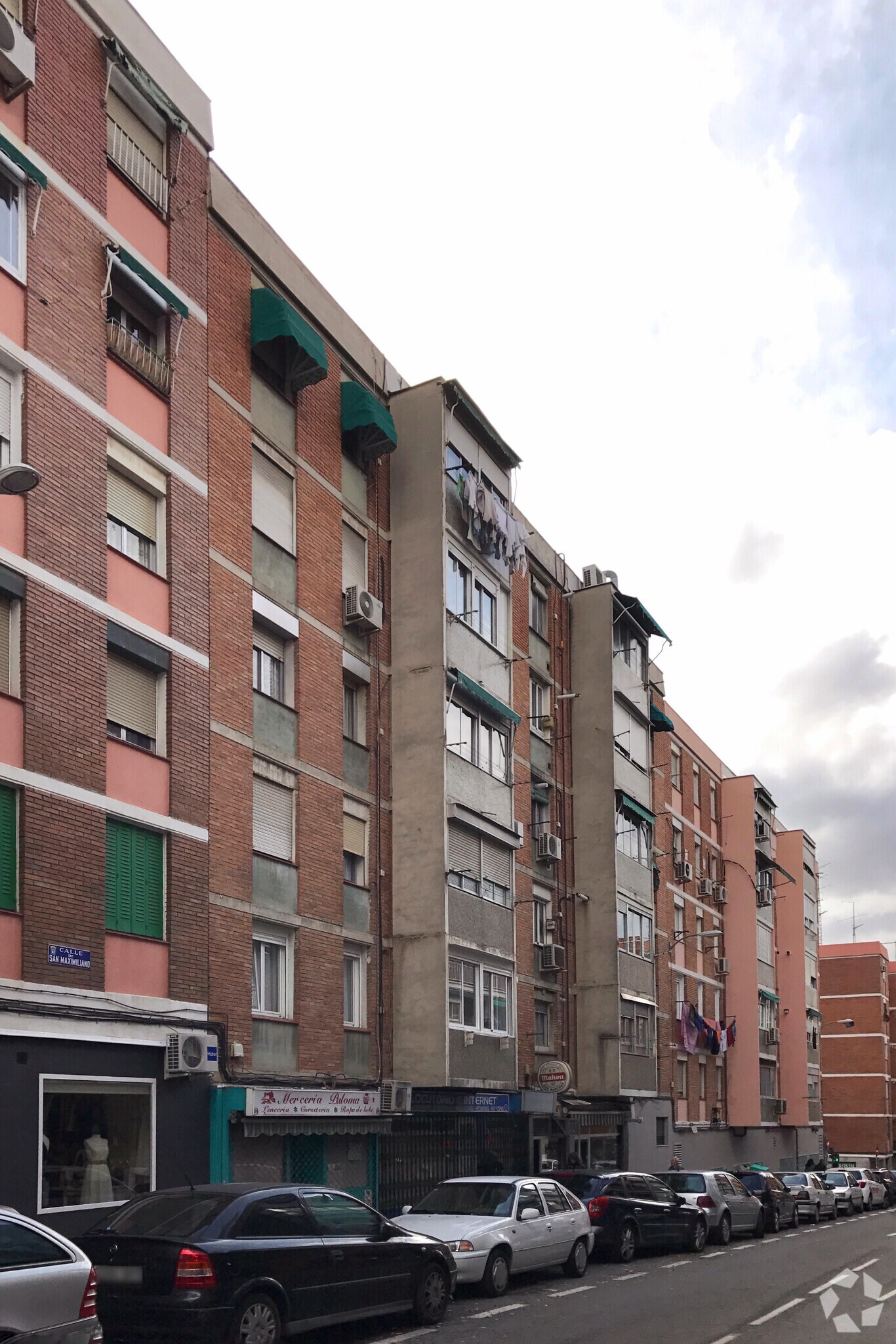 Calle Maximiliano, Madrid, Madrid for sale Building Photo- Image 1 of 3