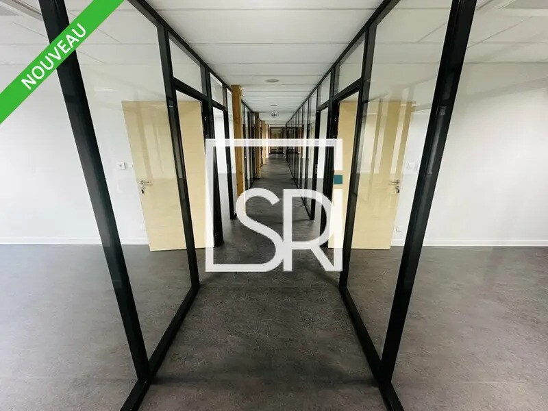 Vente Bureaux 414 m² - Photo 1