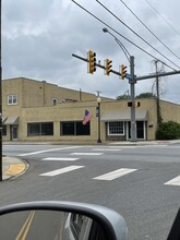 914 Main St, Altavista, VA for rent Building Photo- Image 1 of 5