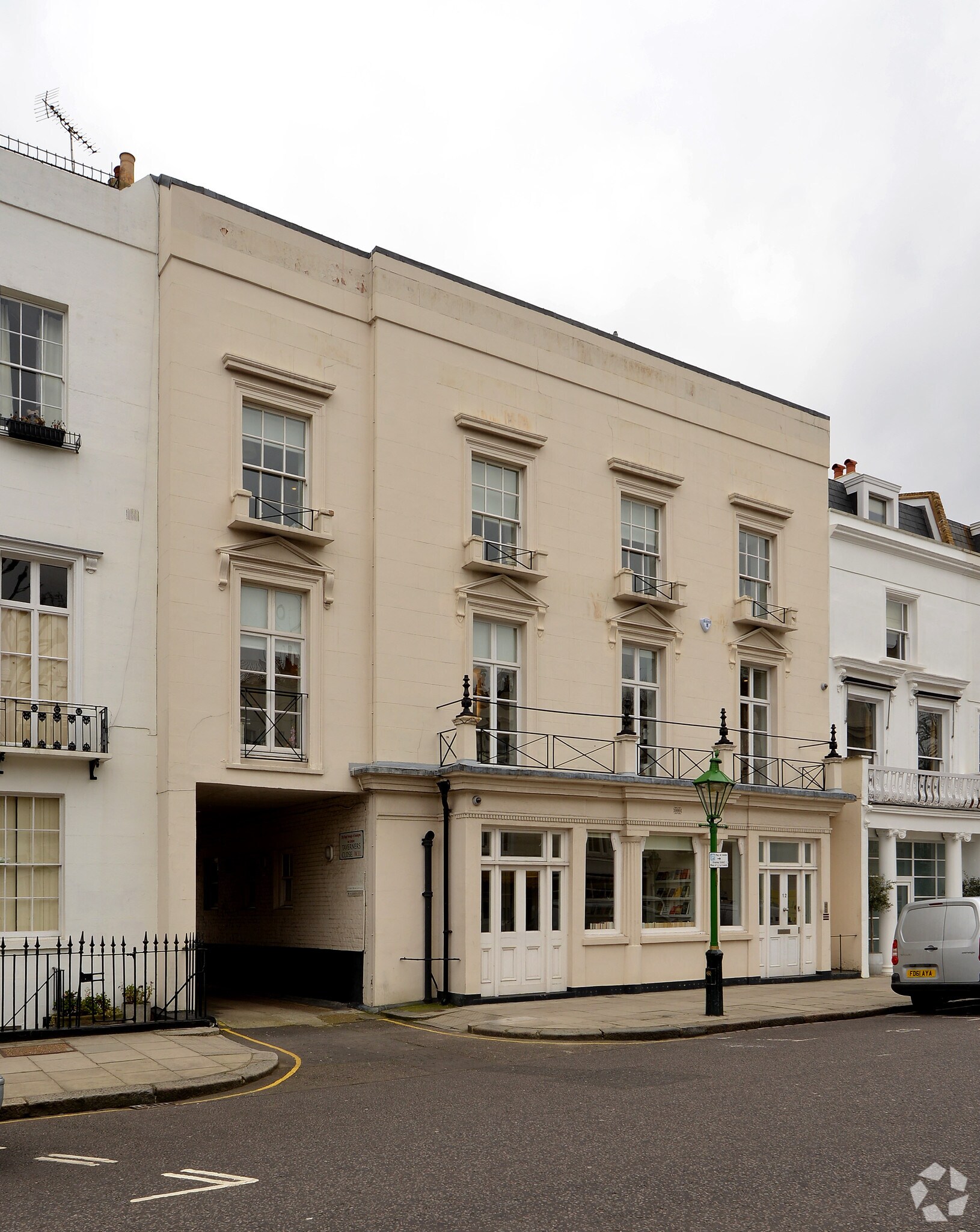 12 Addison Ave, London for sale Primary Photo- Image 1 of 1