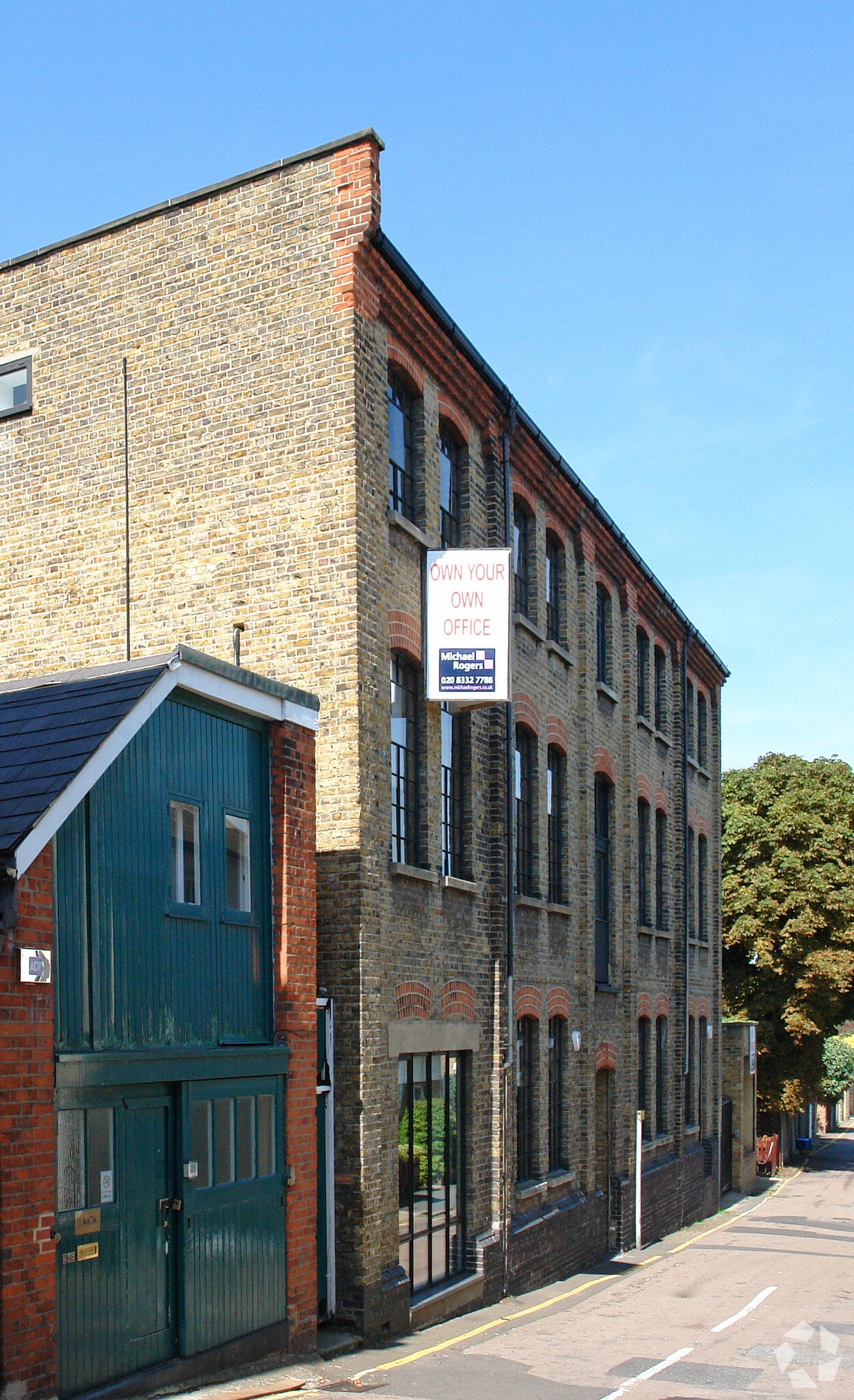 Dunstable Rd, Richmond for sale Primary Photo- Image 1 of 1