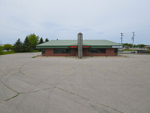 245 Mill St, Cheboygan, MI for rent Building Photo- Image 1 of 1