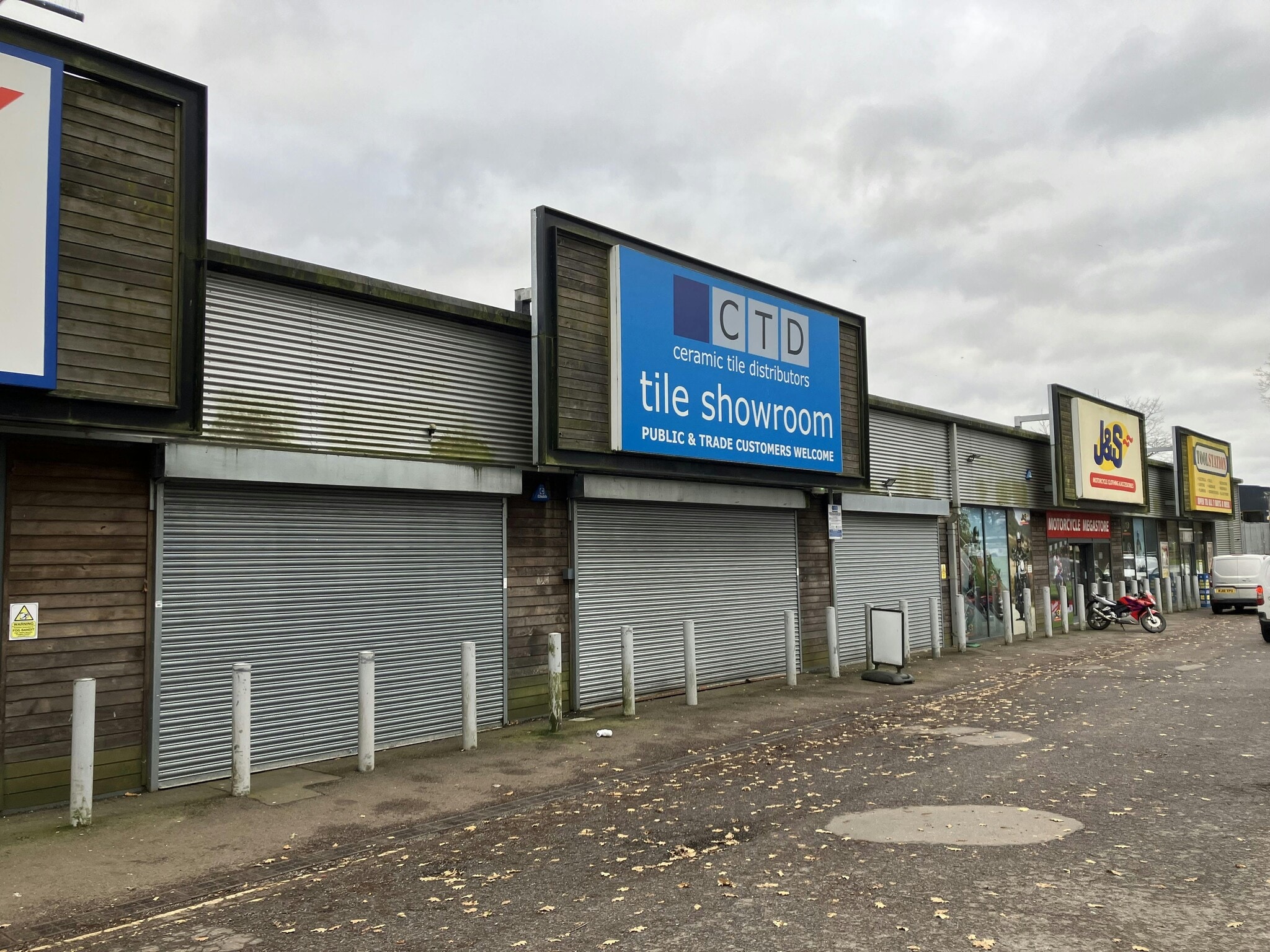 8 Acrewood Way, St Albans to rent Building Photo- Image 1 of 7