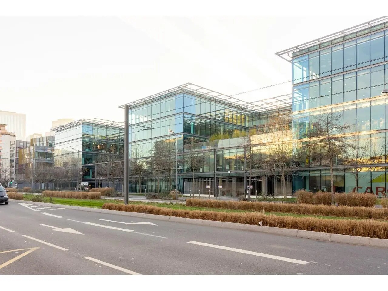 103 107 Boulevard De La Mission Marchand, Courbevoie to rent Building Photo- Image 1 of 15