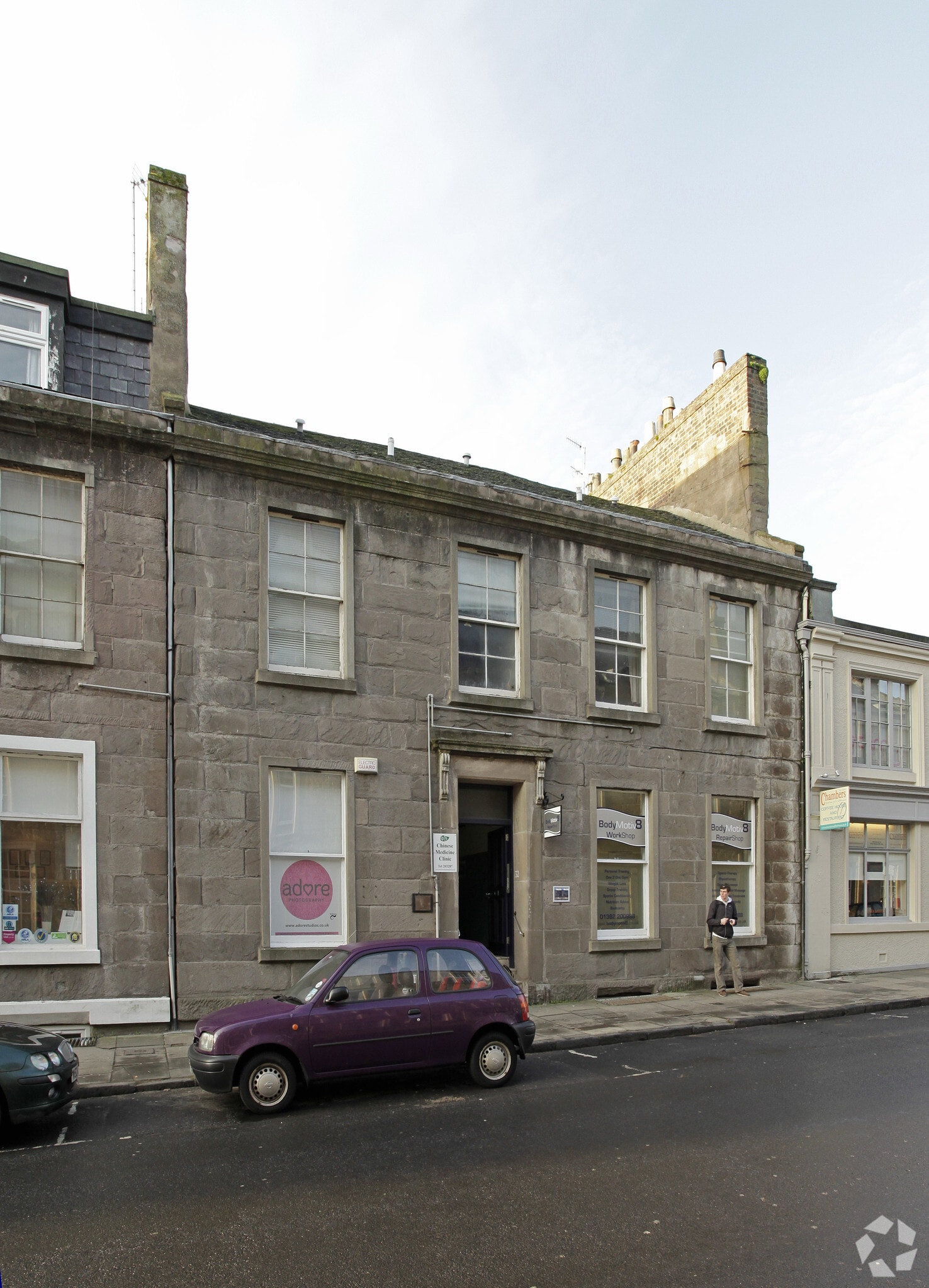 32 South Tay St, Dundee for sale Primary Photo- Image 1 of 7