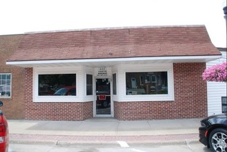 222 S Main St, Fayette, IA for sale Other- Image 1 of 1