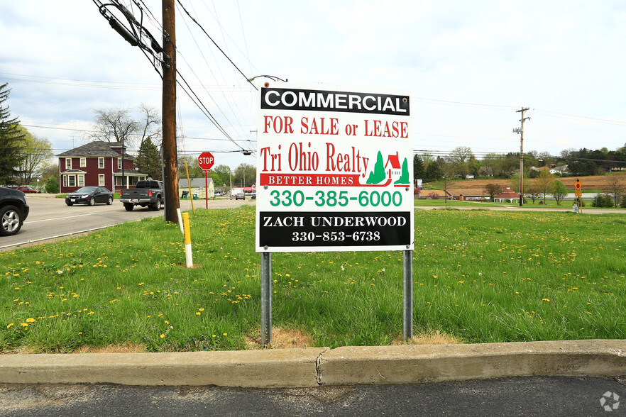 48995 Calcutta Smith Ferry Rd, East Liverpool, OH for sale - Primary Photo - Image 1 of 1