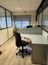 Office in Lyon to rent Interior Photo- Image 2 of 9