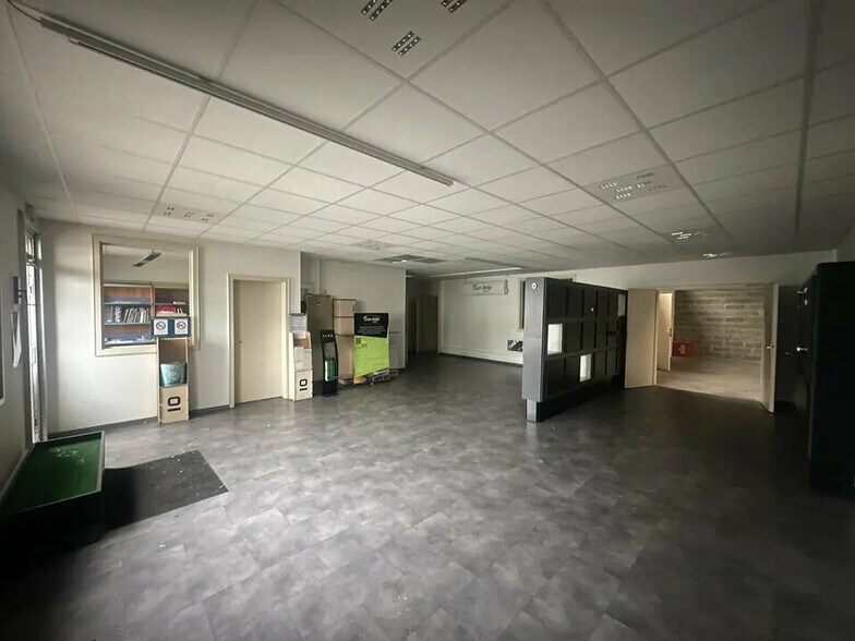 Light Industrial in Schiltigheim to rent - Interior Photo - Image 3 of 6